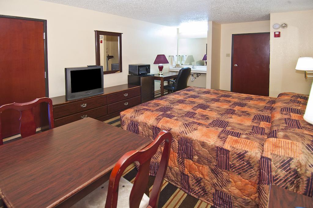 Executive Inn Groves Szoba fotó